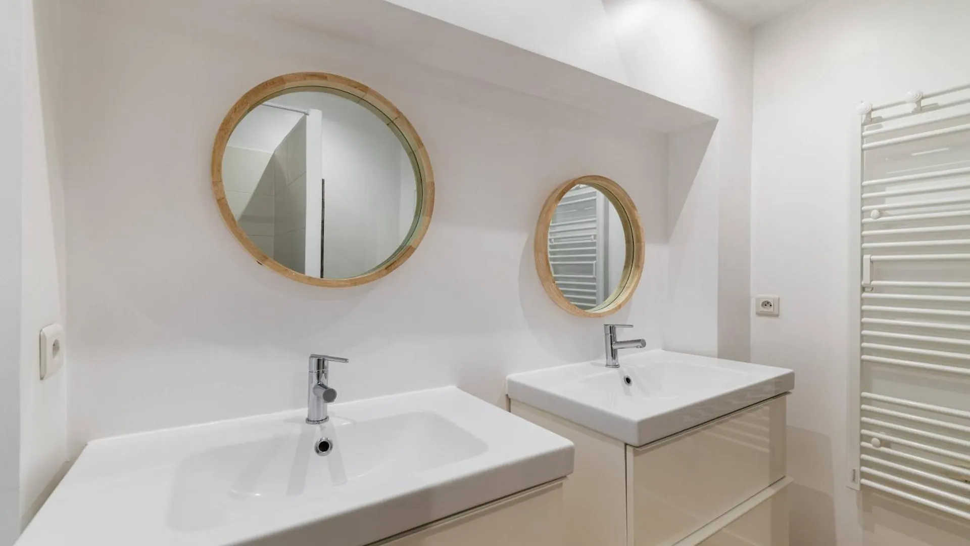 Appartement Familial Proche Des Commerces - 8P - Flat-Guest Paris
