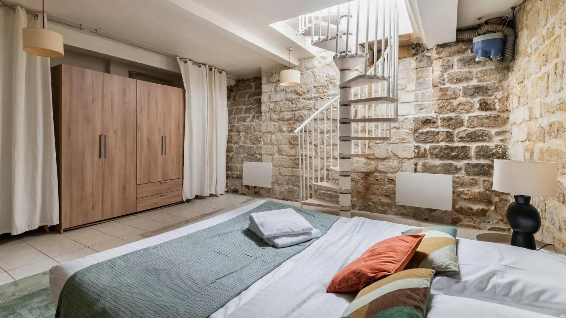 Appartement Familial Proche Des Commerces - 8P - Flat-Guest Paris
