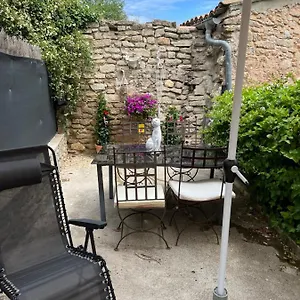 https://la-terrasse-de-caromb.fr-provencehotel.com